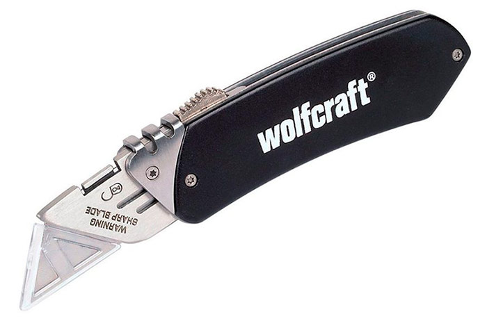 Couteau à cloison sèche