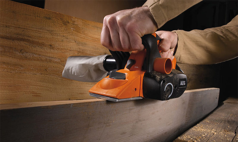 Classement des raboteuses électriques par qualité - les meilleurs modèles