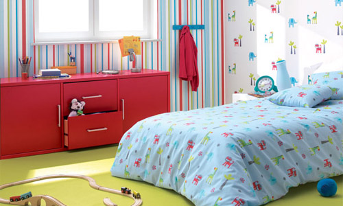 La combinaison de papier peint de différentes couleurs