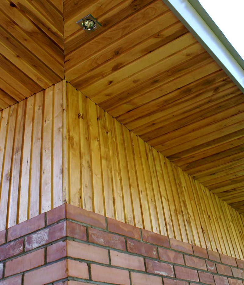 Doublure en bois pour porte à faux