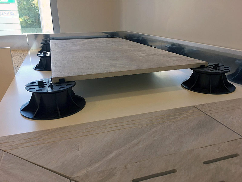 Carreau de porcelaine épaisse