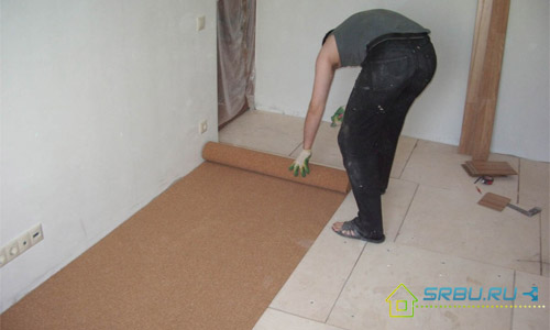 Revêtement de sol sur un socle en bois