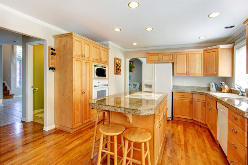 Plafond tendu à un niveau