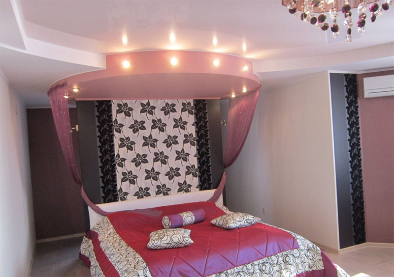 Plâtre et plafond tendu