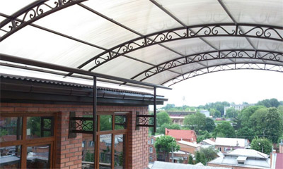 Structures en nid d'abeille arquées