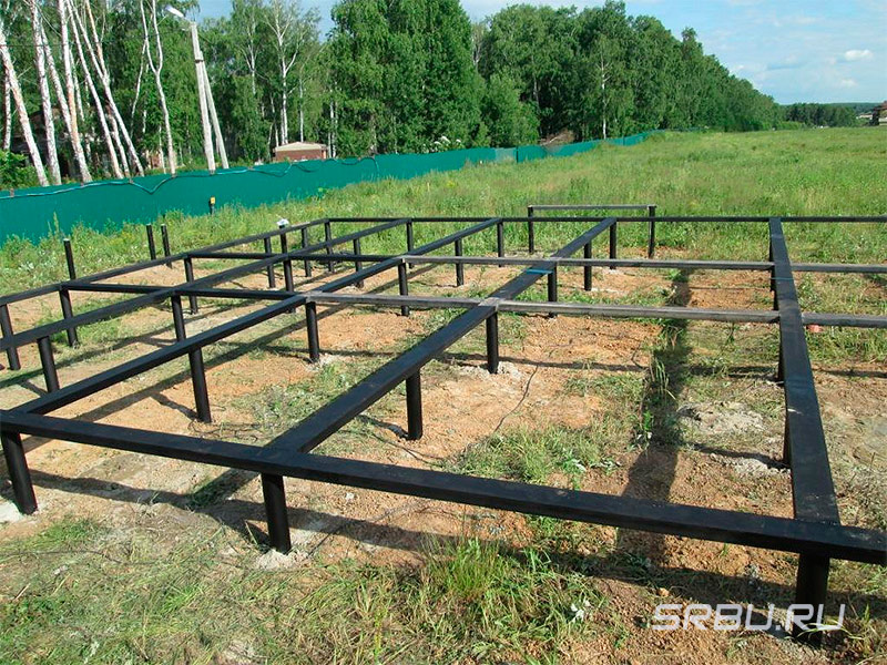 Fondation vis à poil