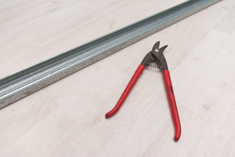 Profilé support cloison sèche