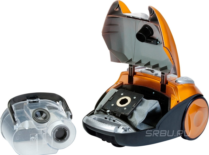 Aspirateur avec système combiné de dépoussiérage