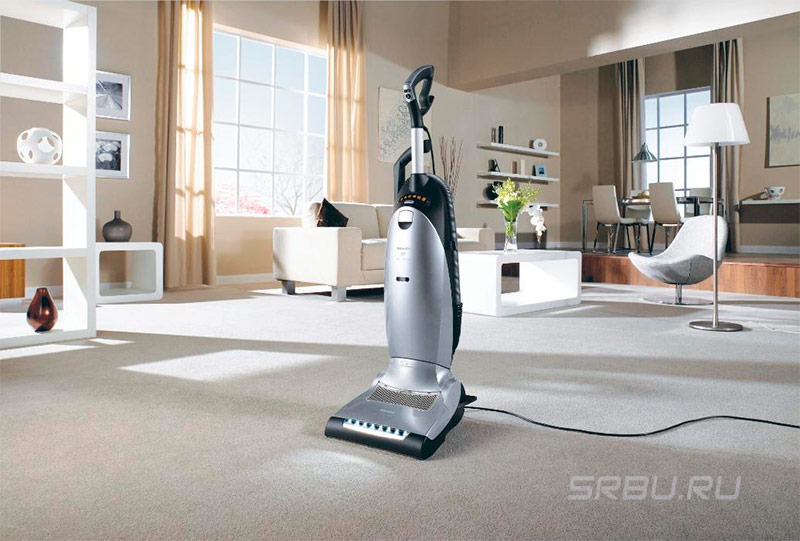 Aspirateur vertical
